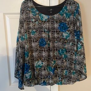 Flower long sleeve blouse